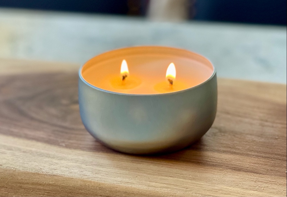 Tin 2 Wick Candle Image